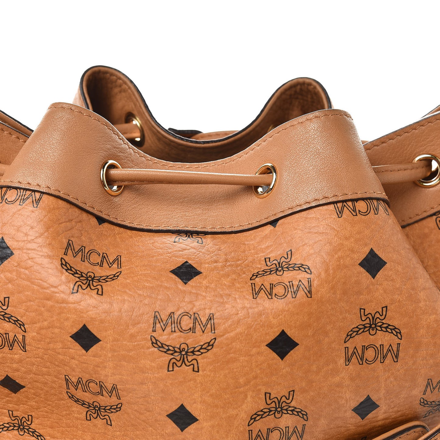 Visetos Essential Drawstring Bucket Bag Cognac