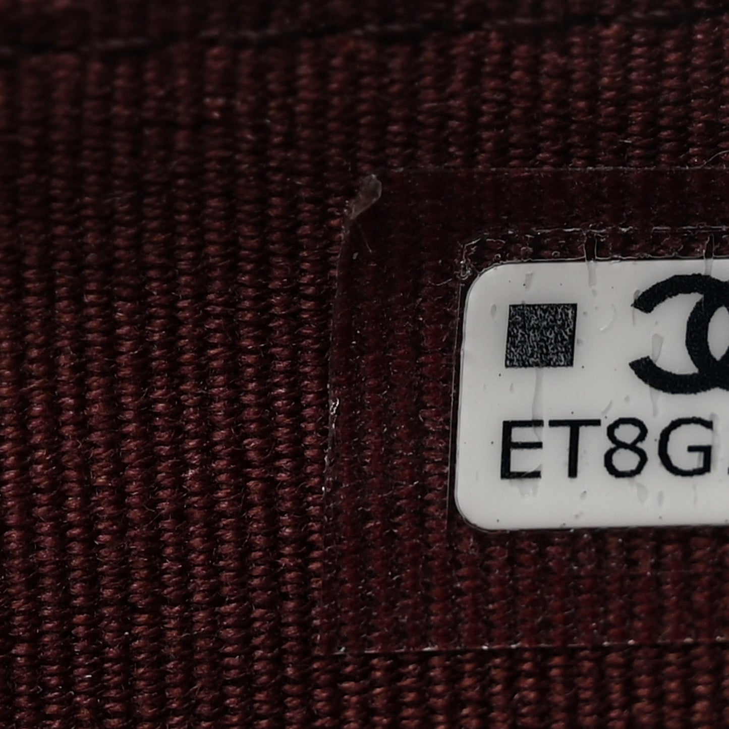 Caviar Quilted CC Zip Compact Wallet Black