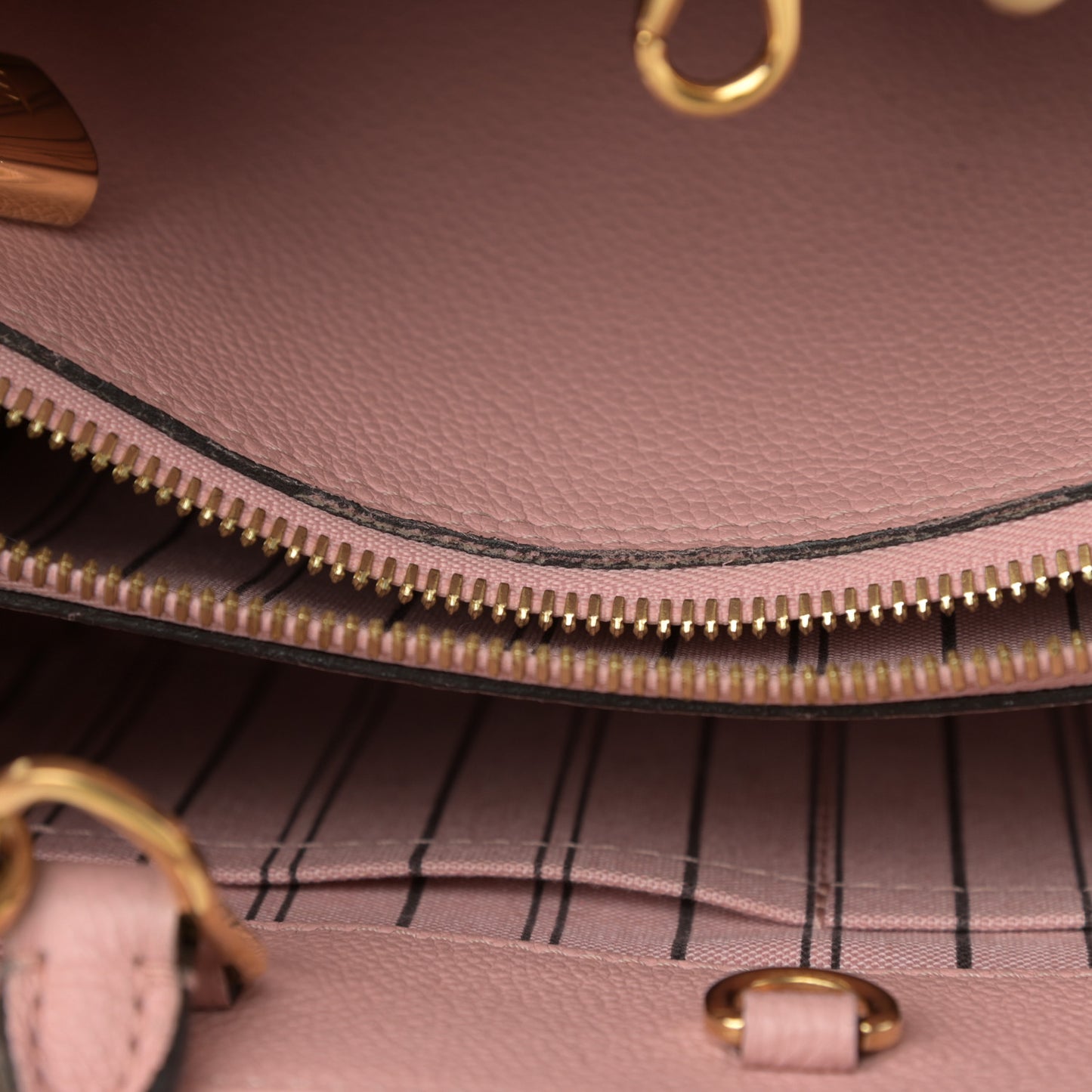 Empreinte Montaigne BB Rose Poudre