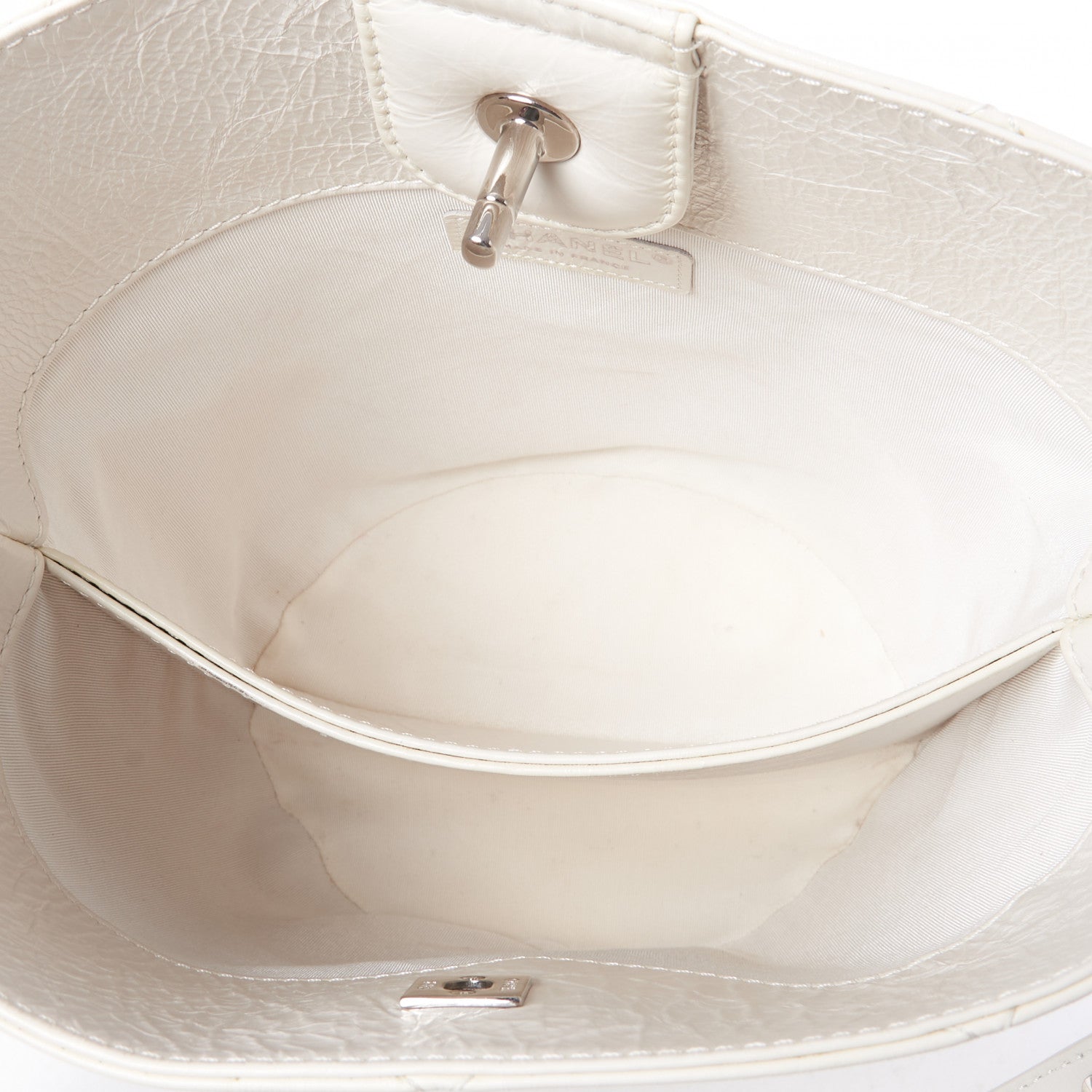 Chanel Aged Calfskin Stitched Shoulder Bag White 6 of 9