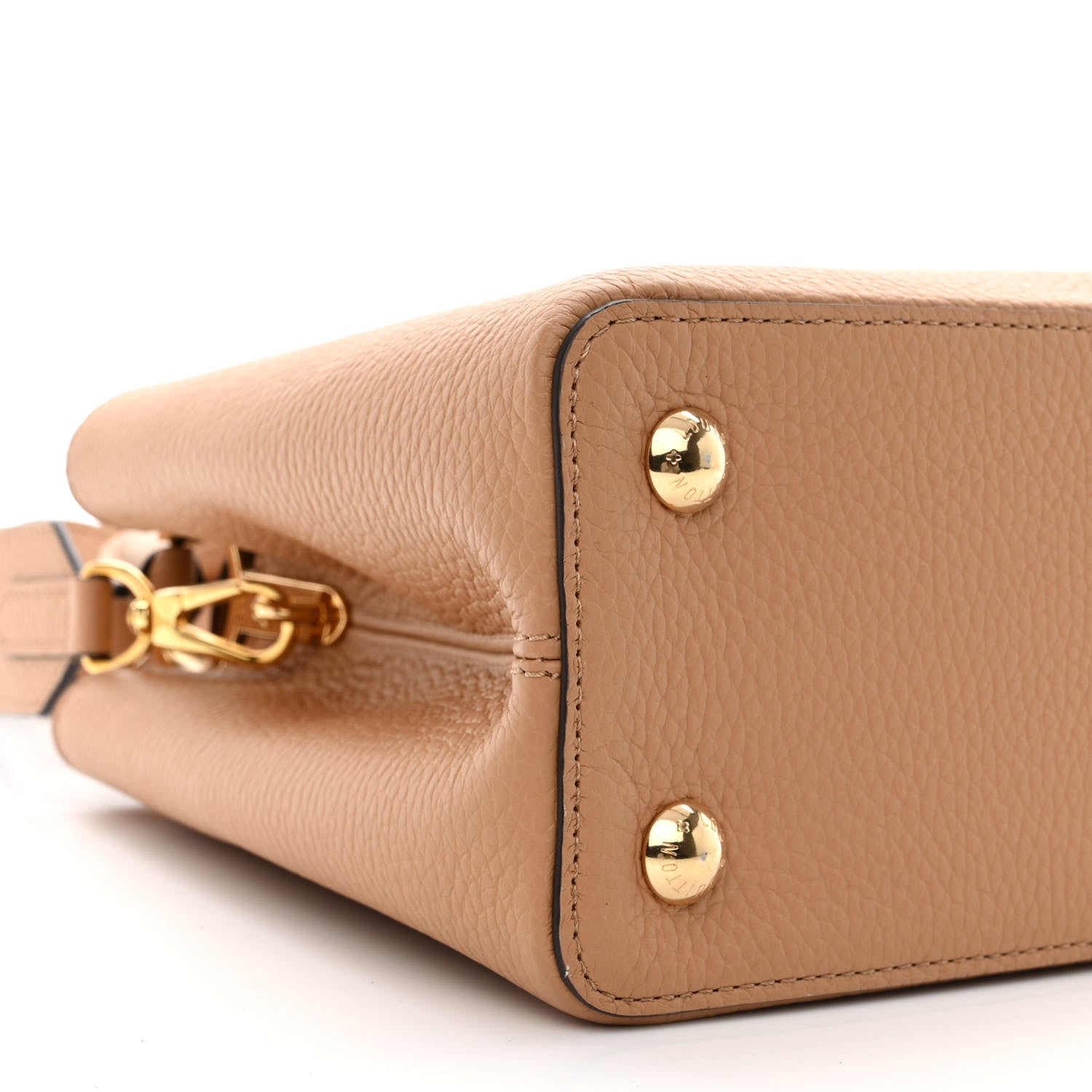 Louis Vuitton Taurillon Capucines MM Arizona 8 of 9