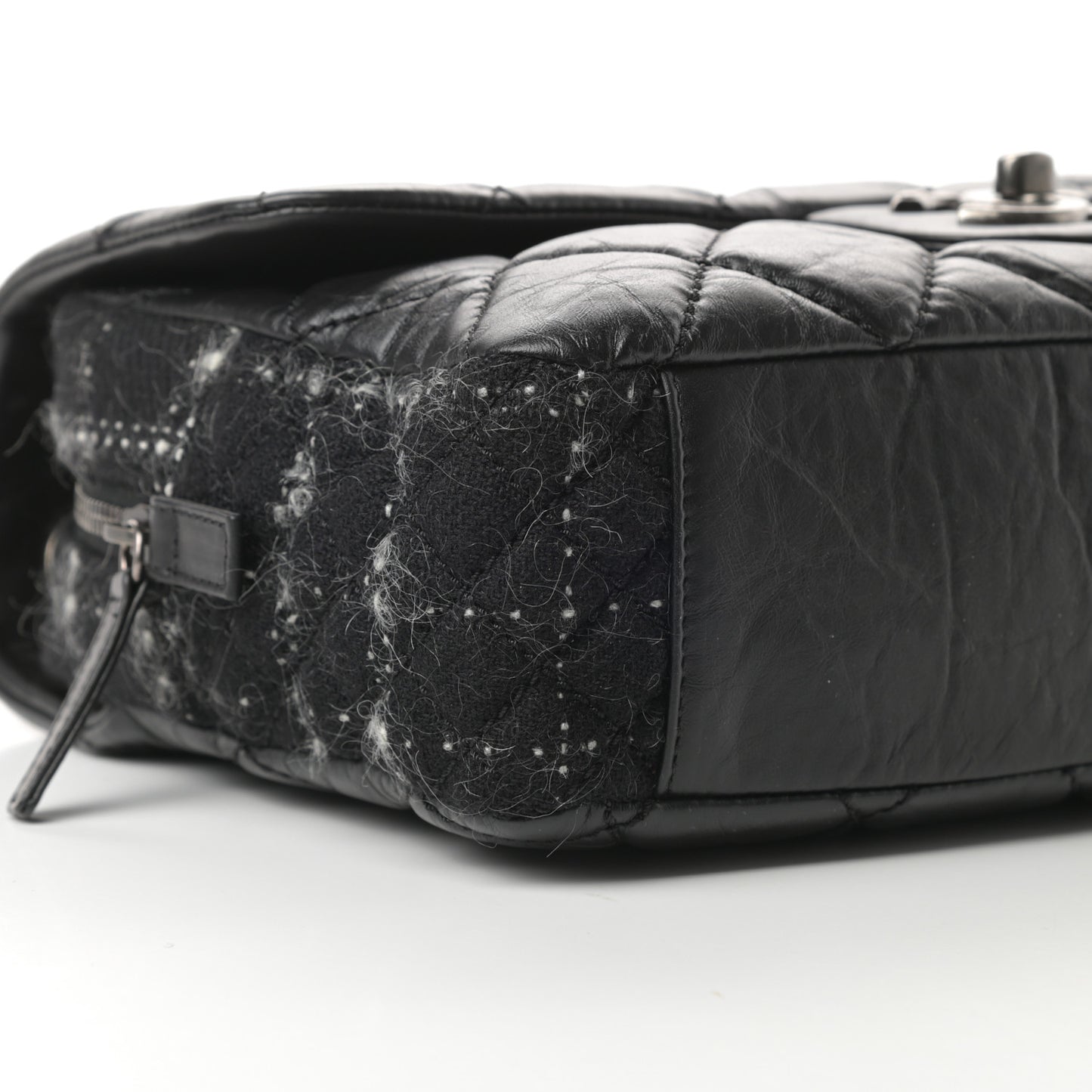 Aged Calfskin Tweed Jumbo New Portobello Flap Black