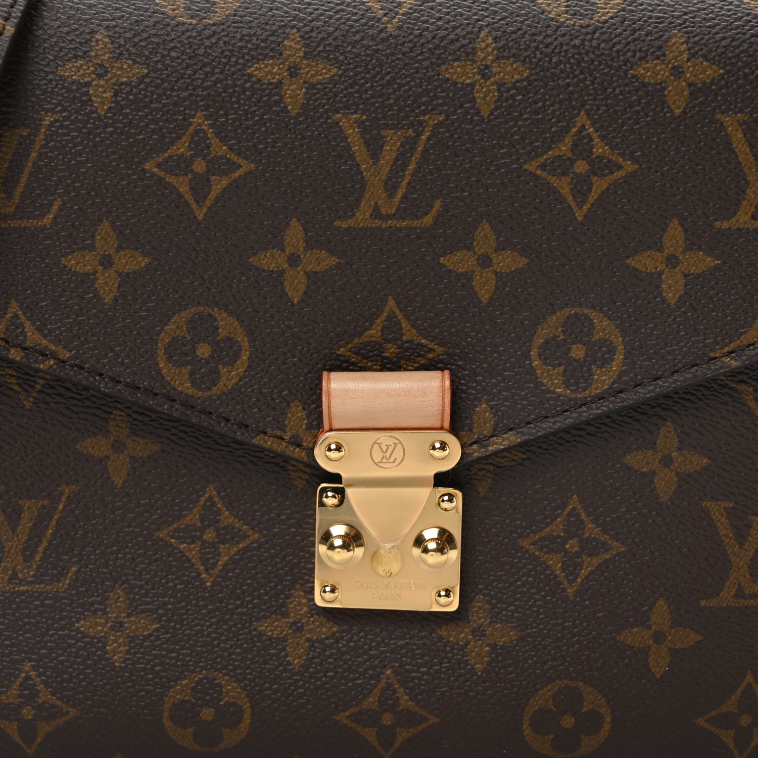 Louis Vuitton Monogram Pochette Metis 7 of 9
