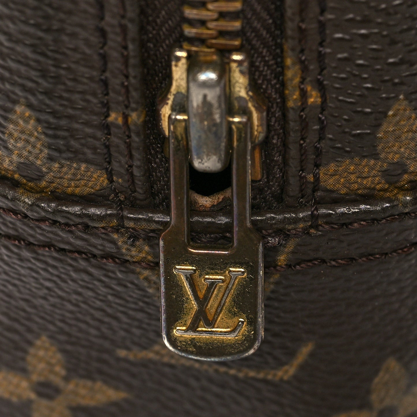 Monogram Trousse Toilette 28