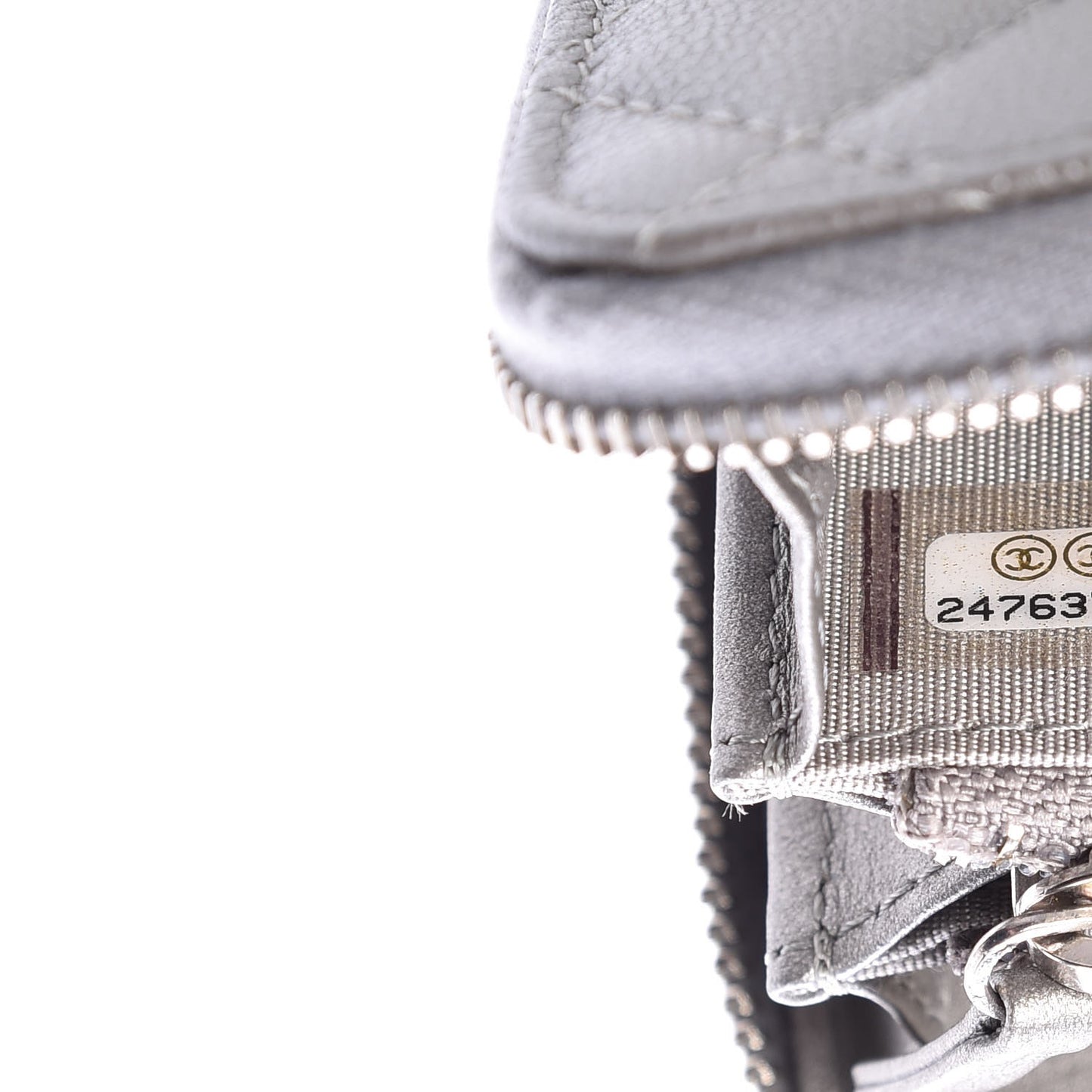 Metallic Caviar Quilted Medium Zip Around Wallet Silver