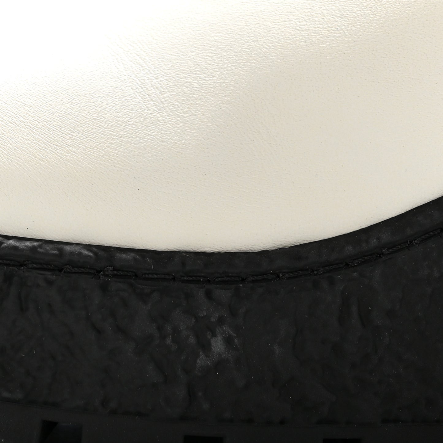 Calfskin Cap Toe CC Ankle Boots 41 White Black