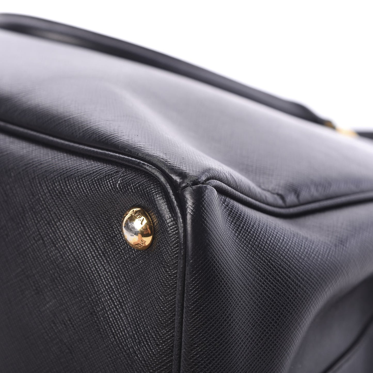 Saffiano Lux Medium Tote Black