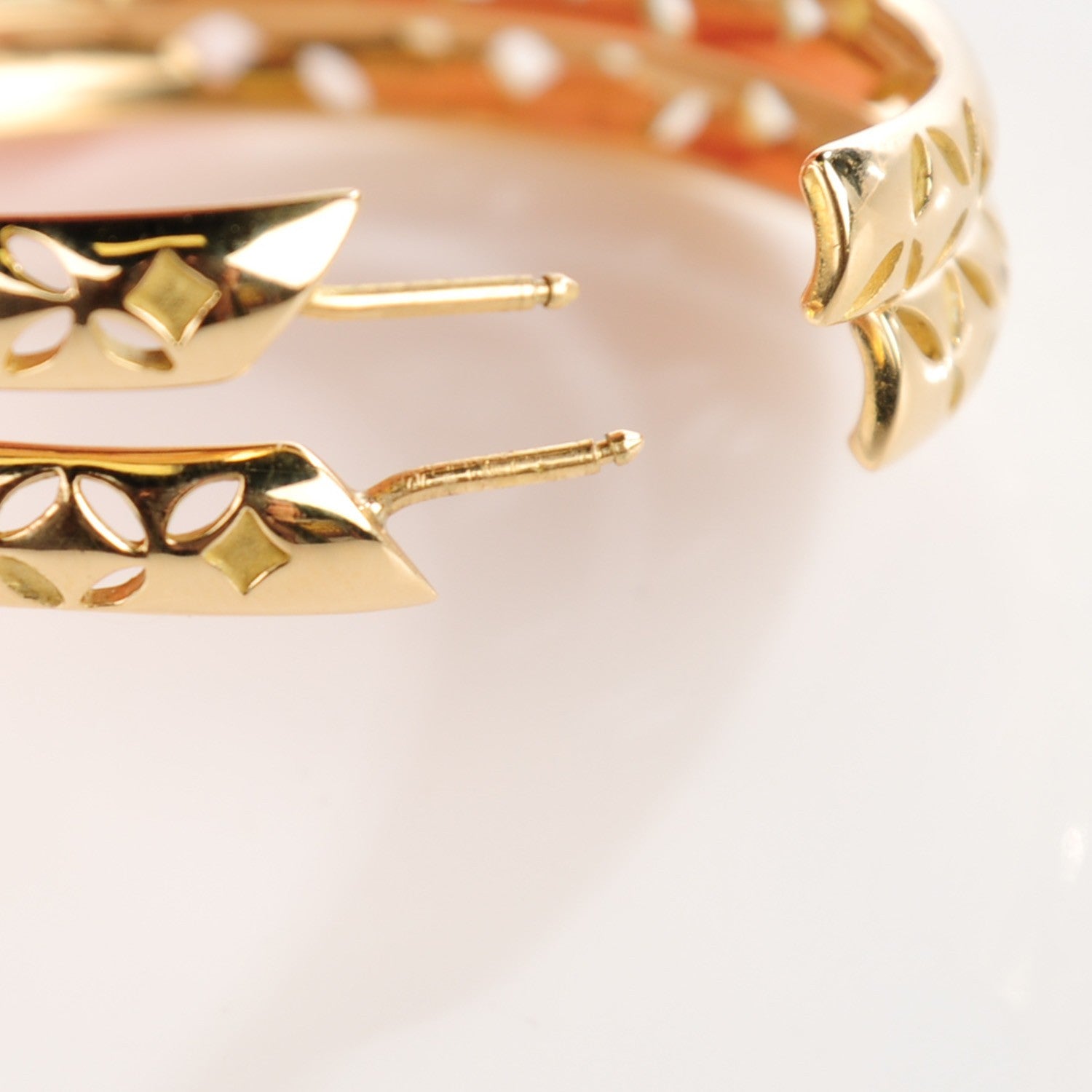 Louis Vuitton 18K Yellow Gold Gallea Hoop Earrings 9 of 9
