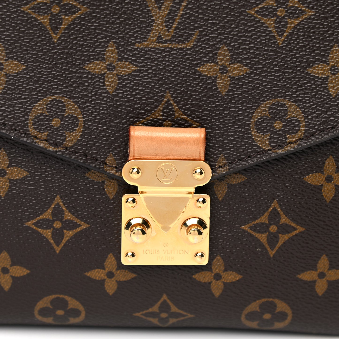 Monogram Pochette Metis