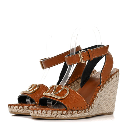 Valentino Garavani Grainy Cowhide VLogo Ankle Wrap Espadrille Wedge Sandals 40 Cuoio 3 of 7