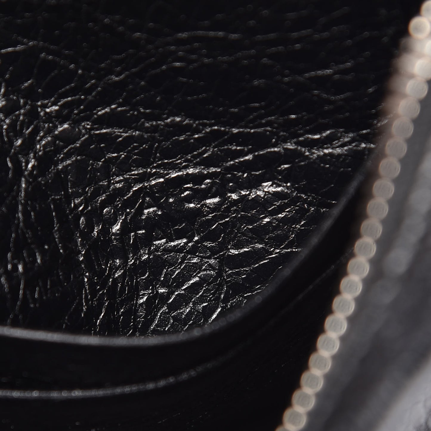 Agneau Bazar Pochette Crossbody Black