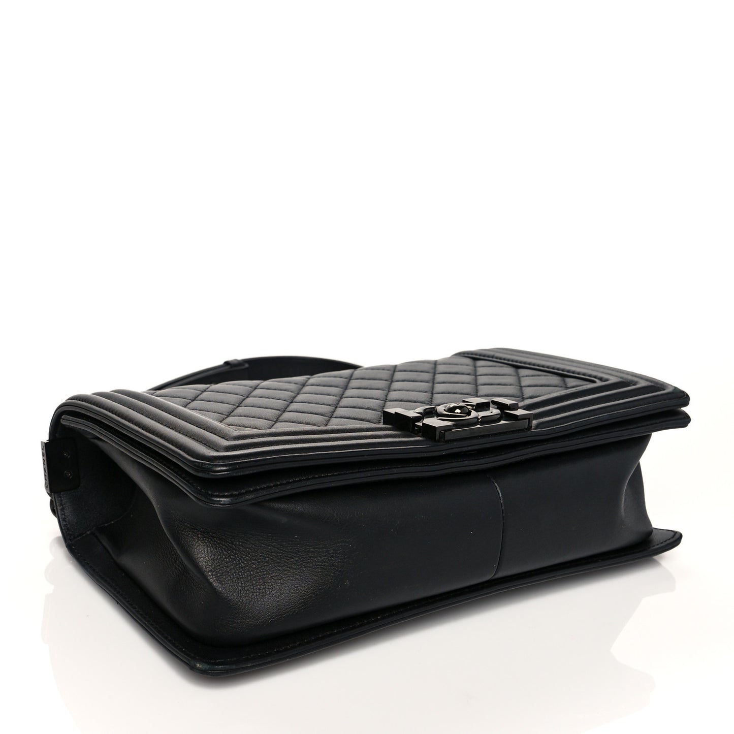 Lambskin Quilted Medium Boy Flap So Black