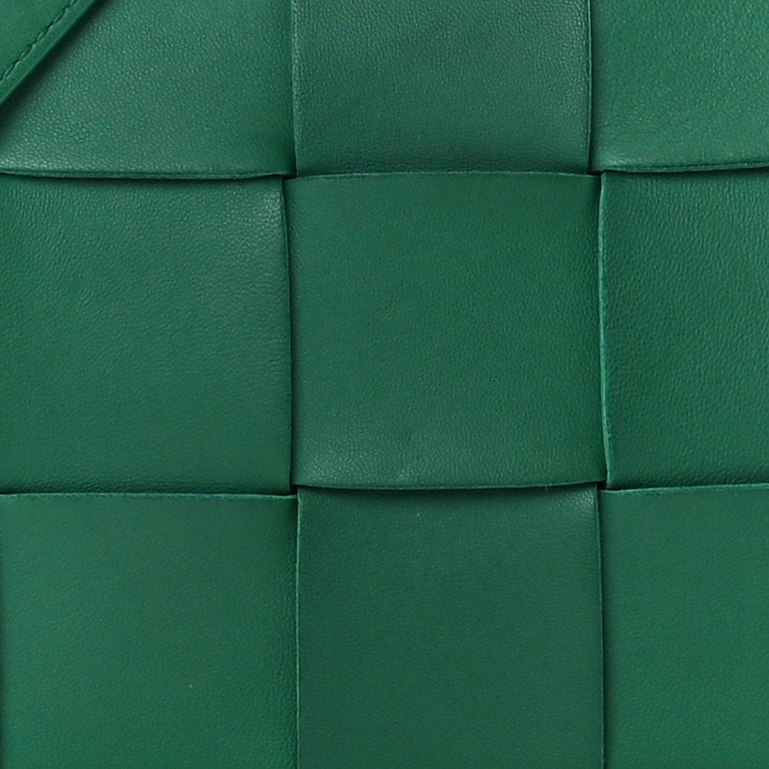 Bottega Veneta Lambskin Maxi Intrecciato Cassette Crossbody Bag Racing Green 9 of 12