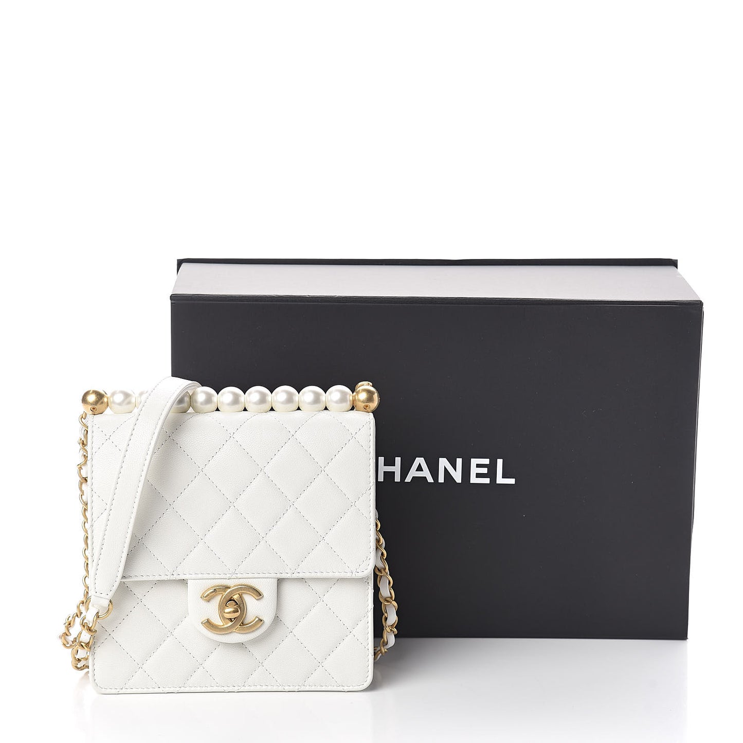 Lambskin Quilted Chic Pearls Flap White