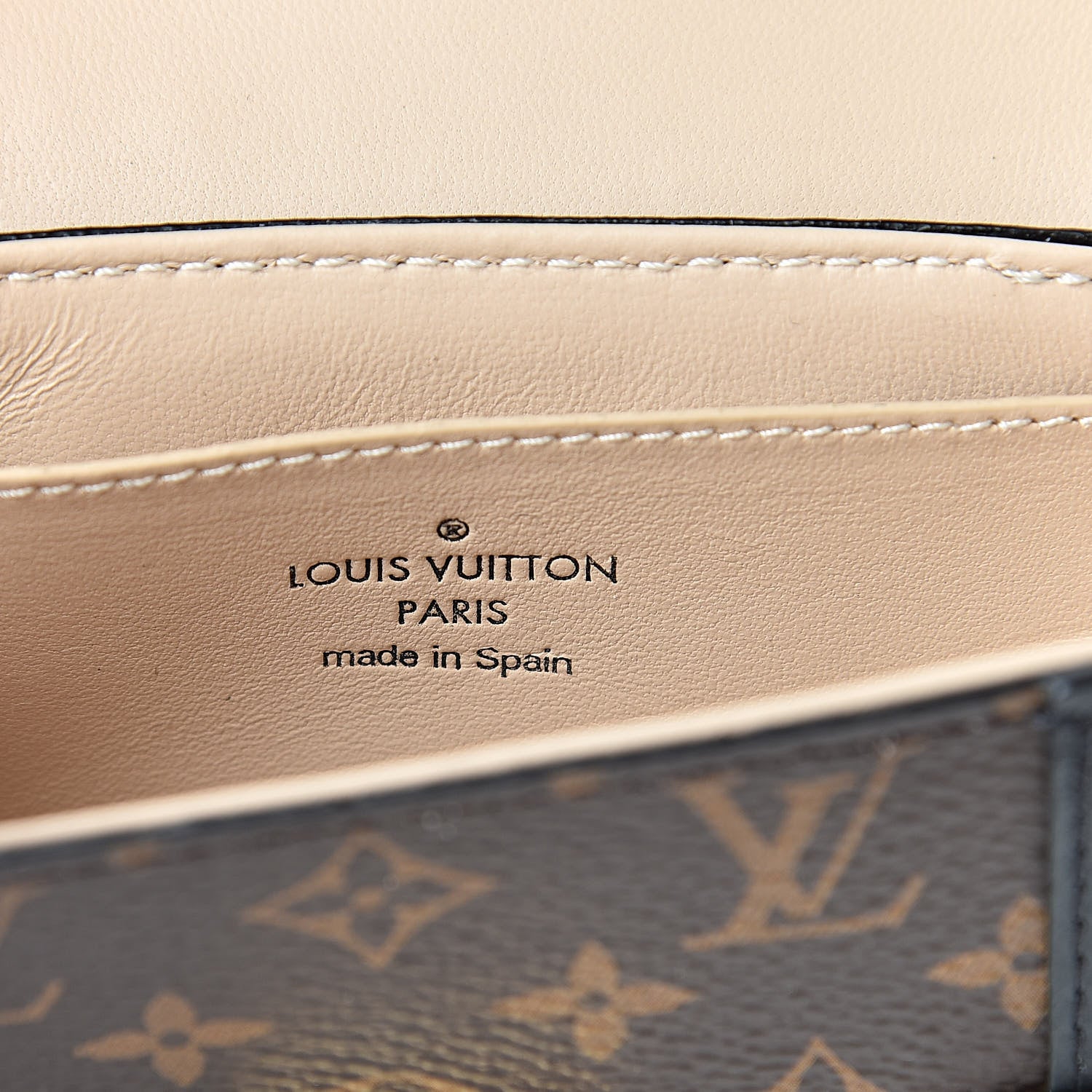 Louis Vuitton Monogram Essential Trunk Black 6 of 7