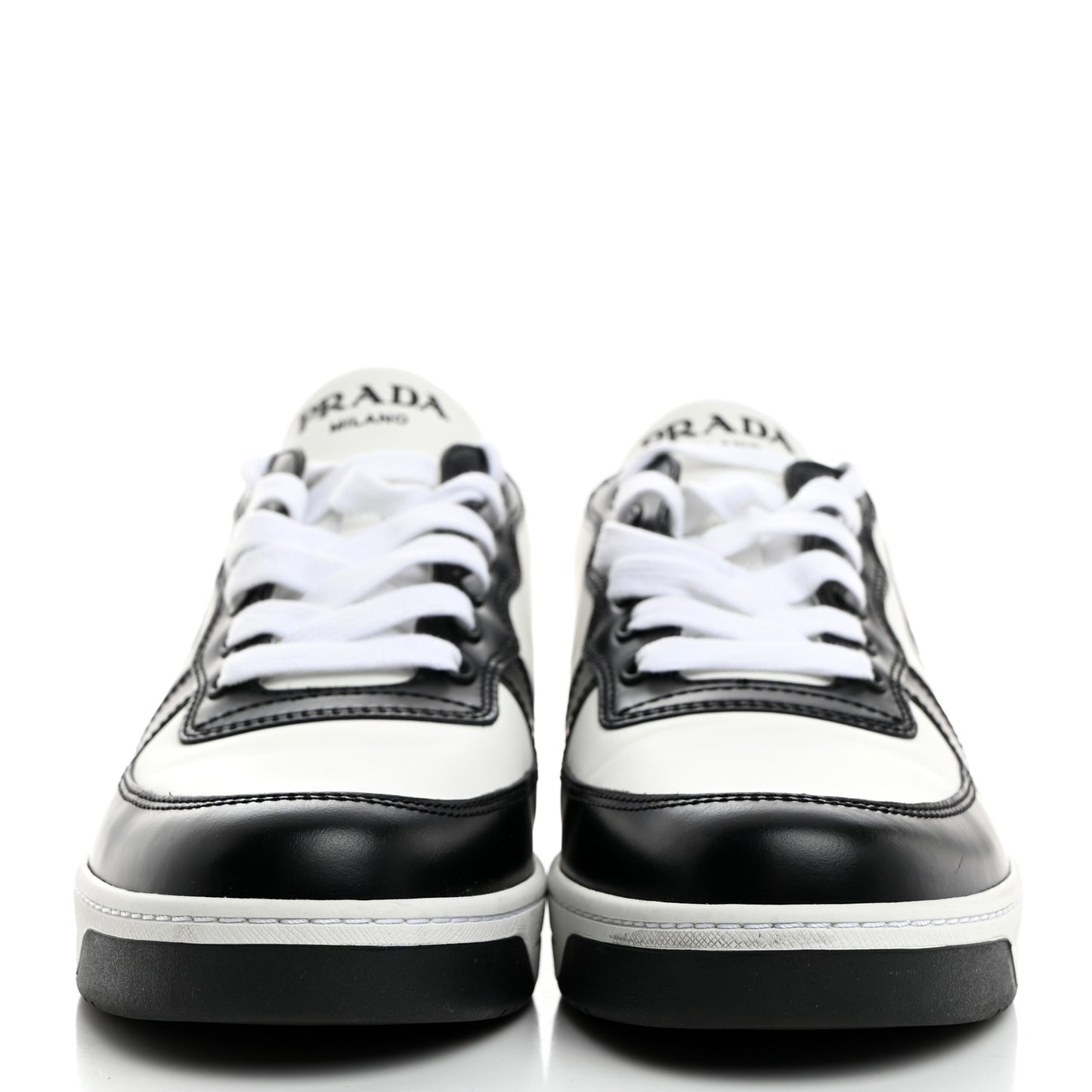 Spazzolato Rois Vitello Soft Triangle Logo Womens Low Top Sneakers 40 White Black