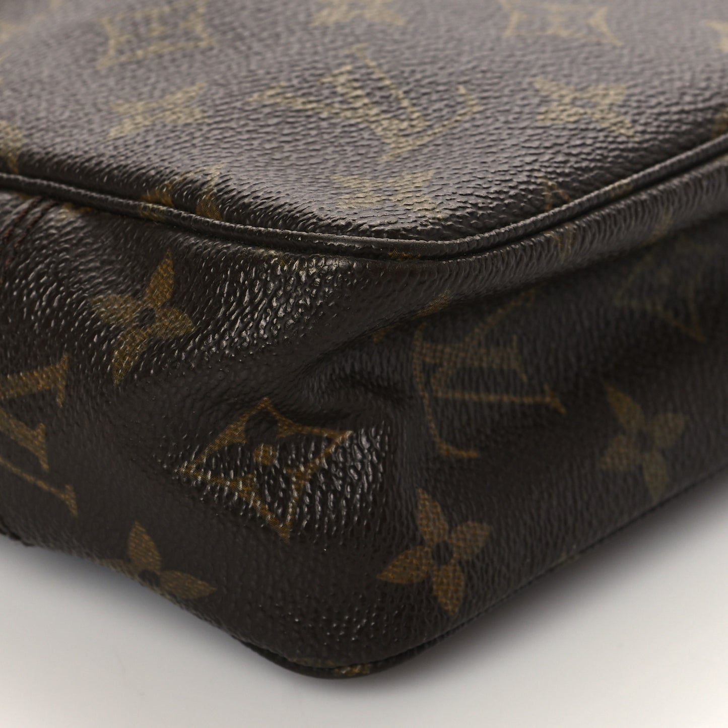 Monogram Trousse Toilette 23