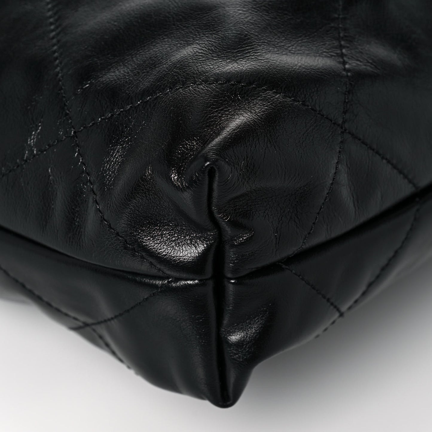 Shiny Calfskin Quilted Small Chanel 22 Black