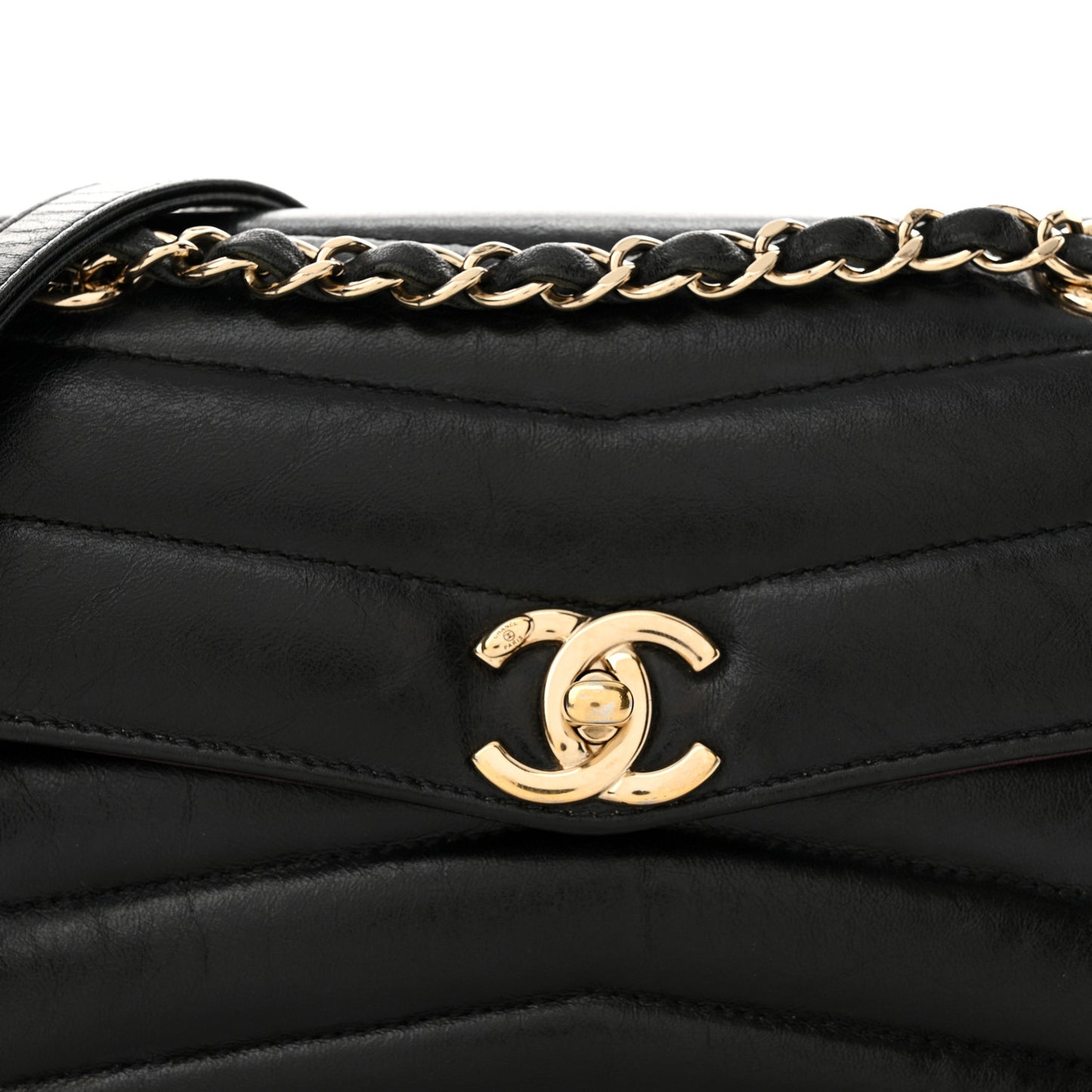 Shiny Lambskin Quilted Small Chevron Miroir Black