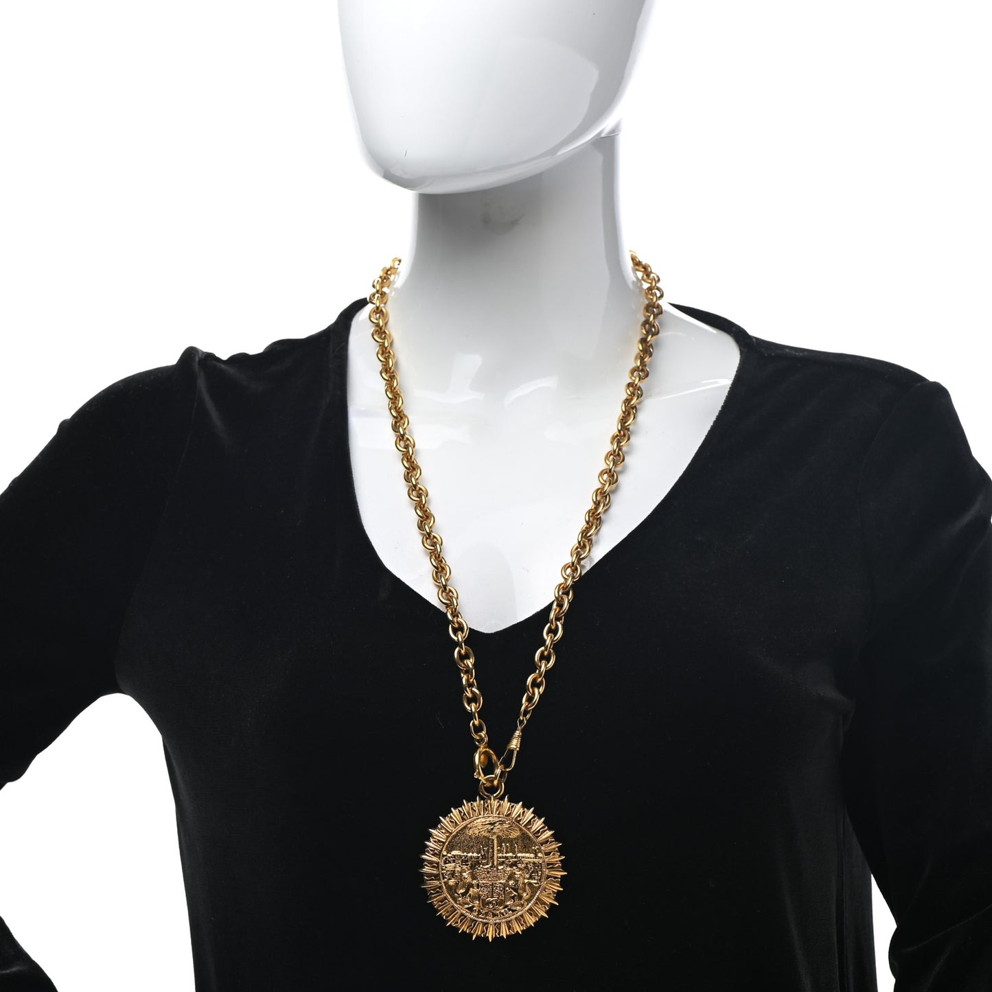 Metal Medallion CC Chain Necklace Gold
