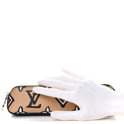 Louis Vuitton Monogram Giant Wild At Heart Elizabeth Pencil Pouch Arizona 2 of 11