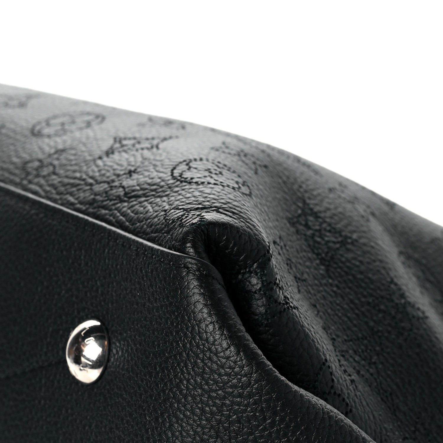 Louis Vuitton Mahina Beaubourg Hobo MM Black 12 of 12
