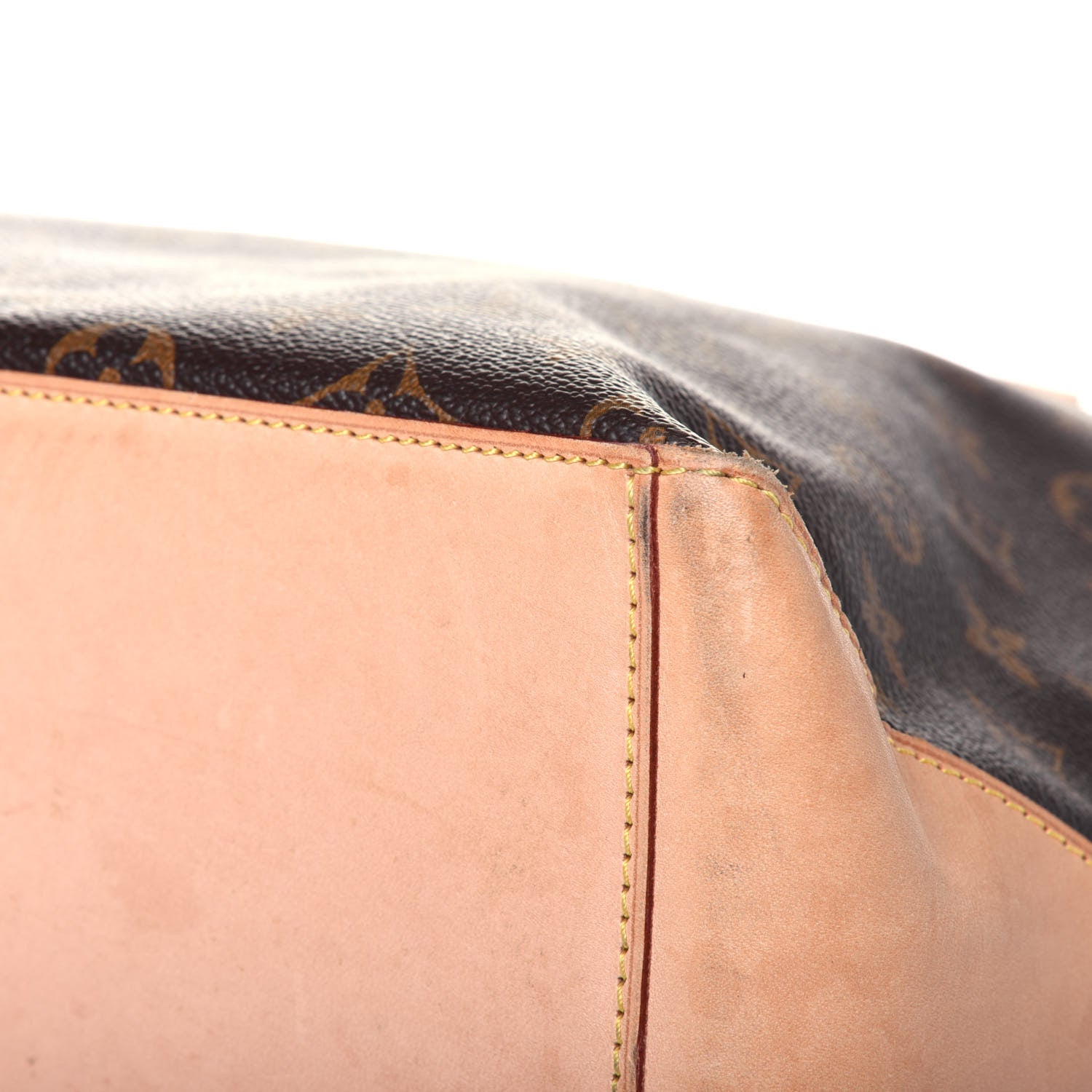 Louis Vuitton Monogram Cabas Mezzo 12 of 22