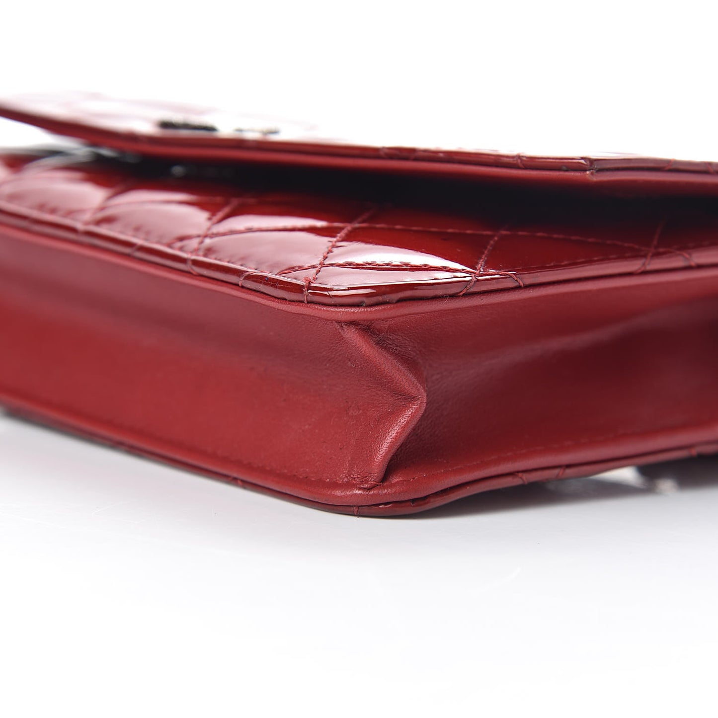 Patent Quilted Brilliant Wallet On Chain WOC Red