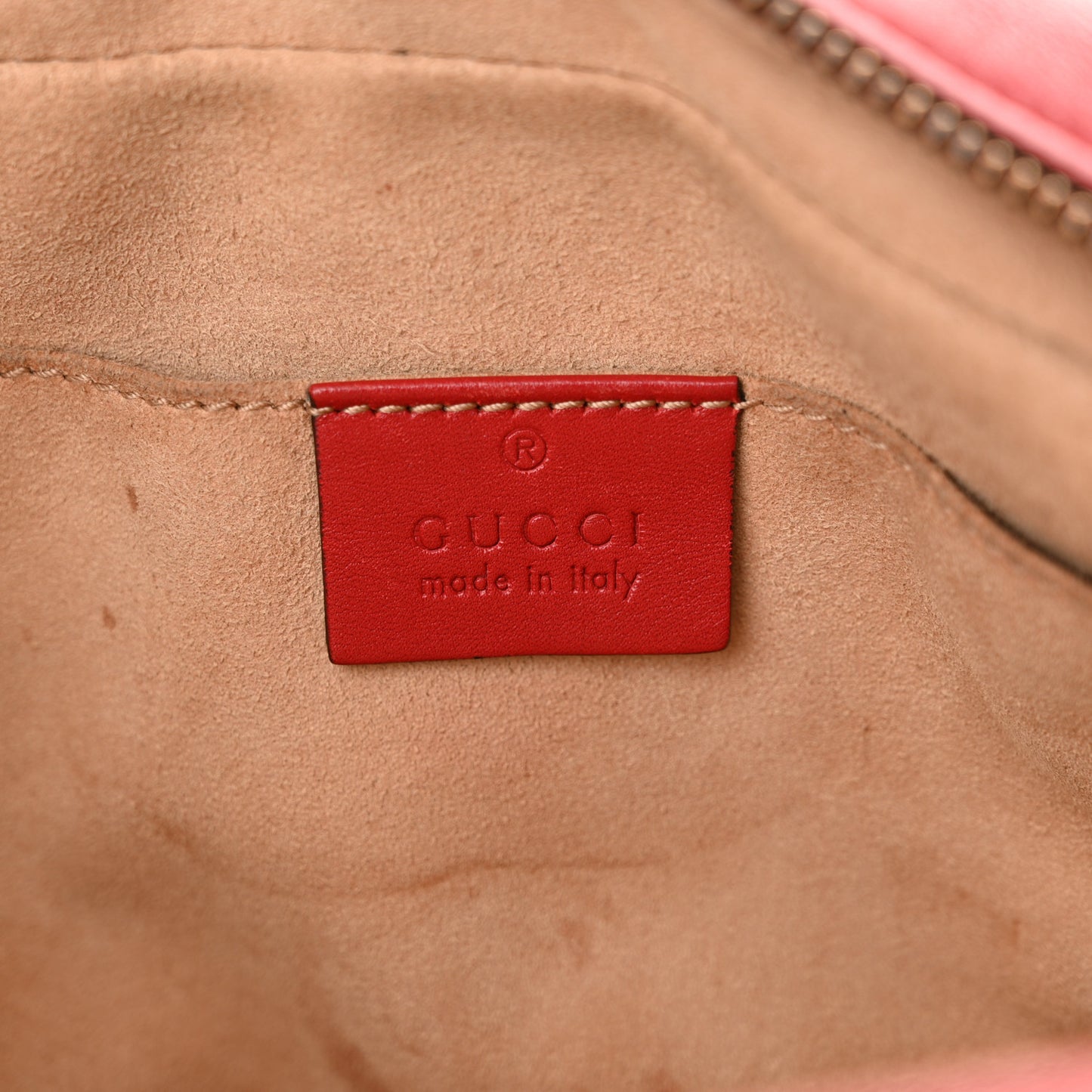 Calfskin Matelasse Small GG Marmont Chain Shoulder Bag Hibiscus Red