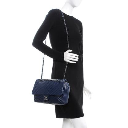 Chanel Lambskin Large CC Crossing Flap Navy 3 of 8