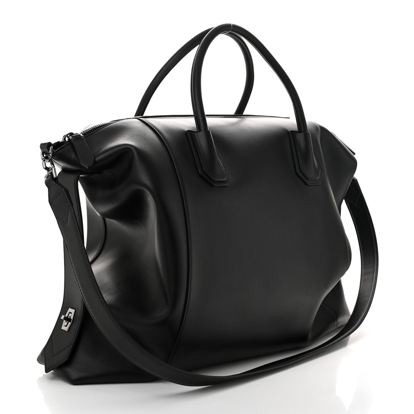 Smooth Calfskin Large Soft Antigona Black