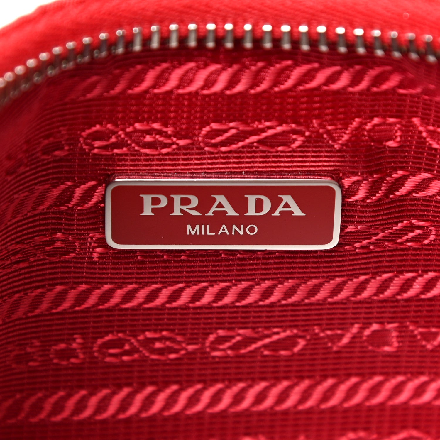 Prada Nylon Re-Edition 2005 Shoulder Bag Rosso 6 of 11