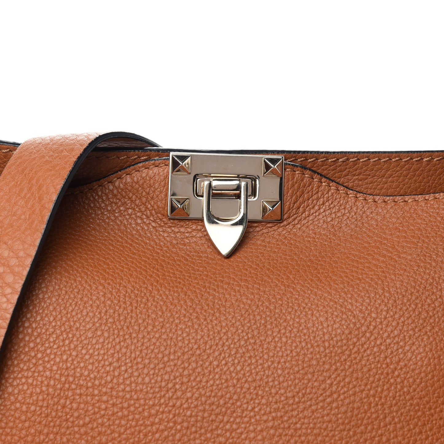 Pebbled Calfskin Large Rockstud Flip-Lock Messenger Bag Light Cuir