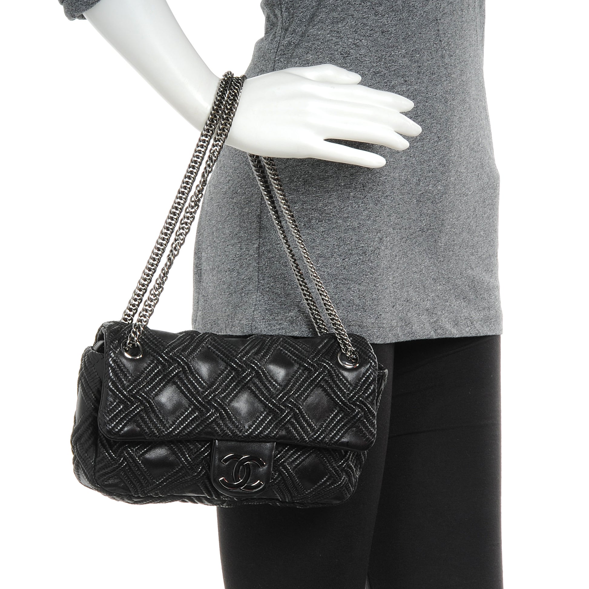 Chanel Lambskin Walk Of Fame Flap Black 2 of 7