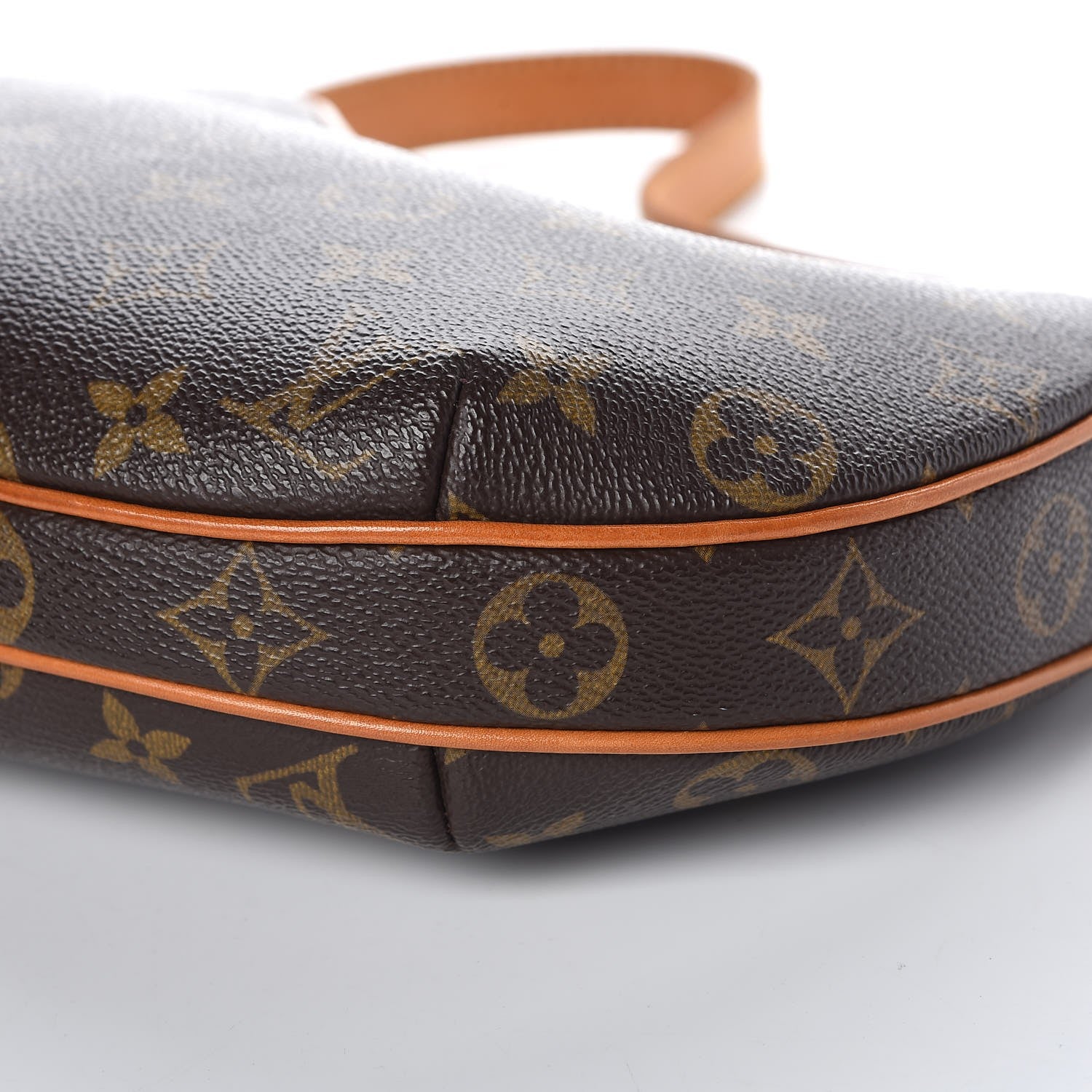 Louis Vuitton Monogram Croissant PM 13 of 15