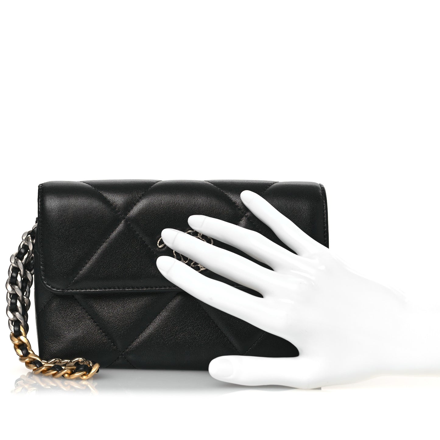Lambskin Quilted Chanel 19 Flap Clutch Black