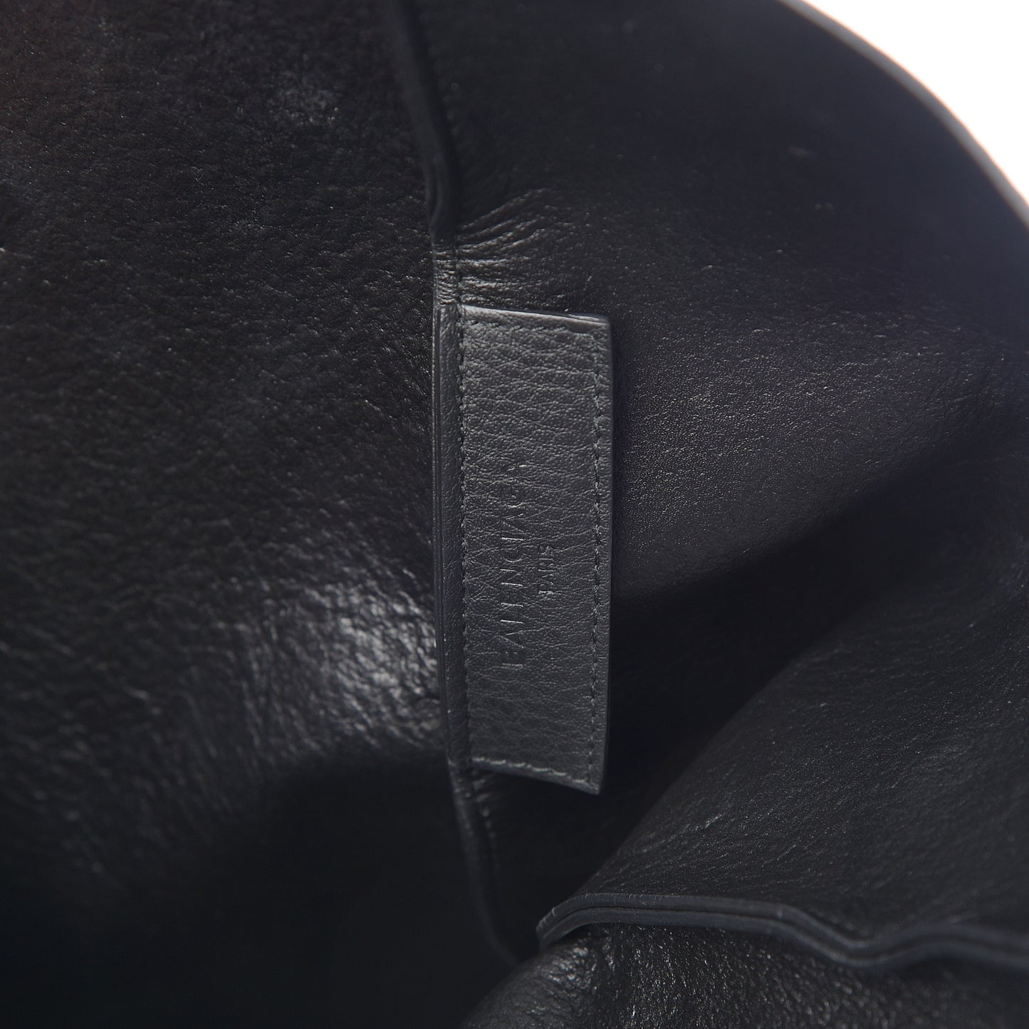 Pebbled Calfskin Medium Everyday Tote Black