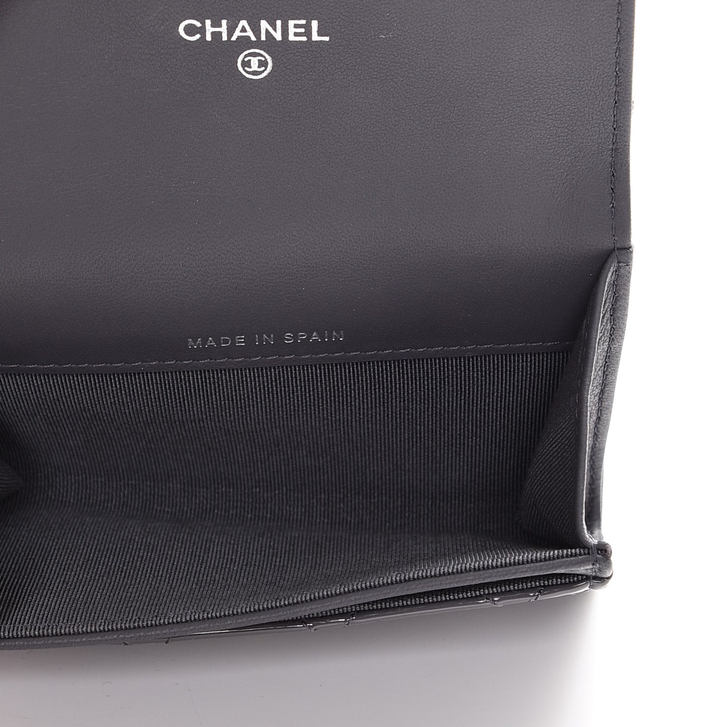 Patent Quilted Card Holder Dark Grey