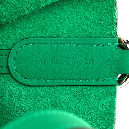 Hermes Taurillon Clemence Swift In-The-Loop 18 Bag Vert Comics 7 of 13