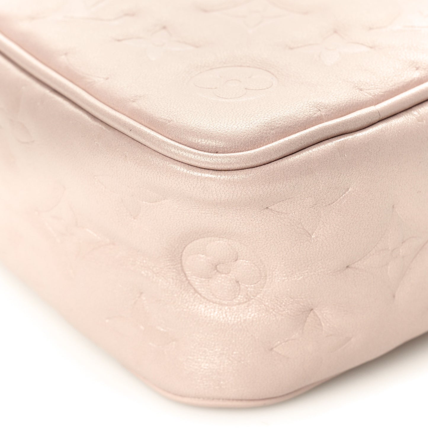 Lambskin Embossed Monogram Fall In Love Sac Coeur Light Pink