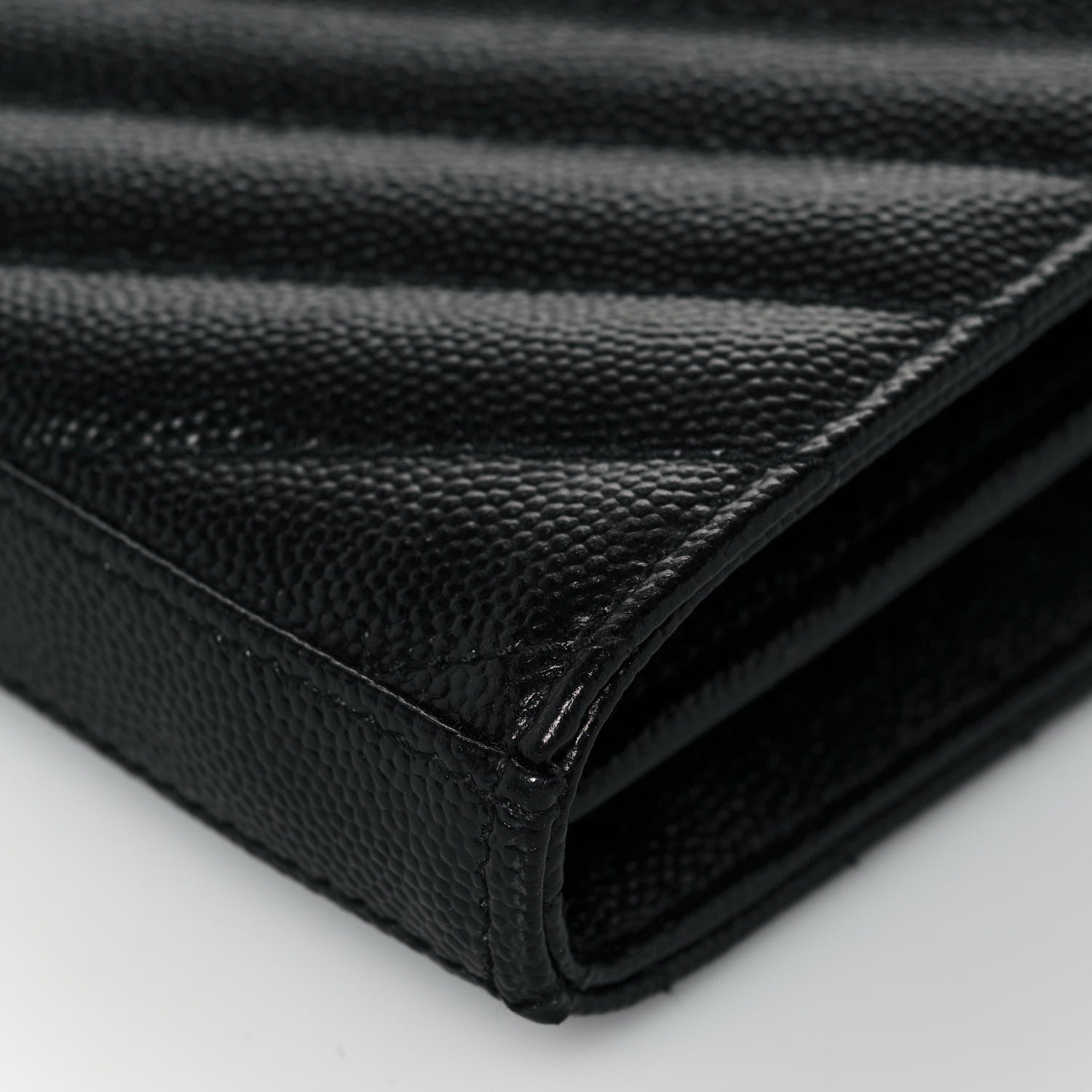 Saint Laurent Grain De Poudre Matelasse Chevron Monogram Chain Wallet Black 9 of 12