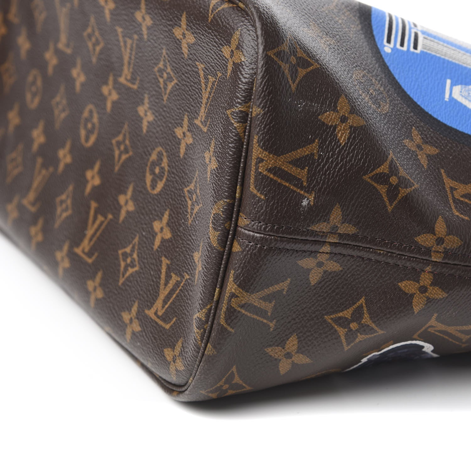 Louis Vuitton Monogram World Tour Neverfull MM 6 of 9