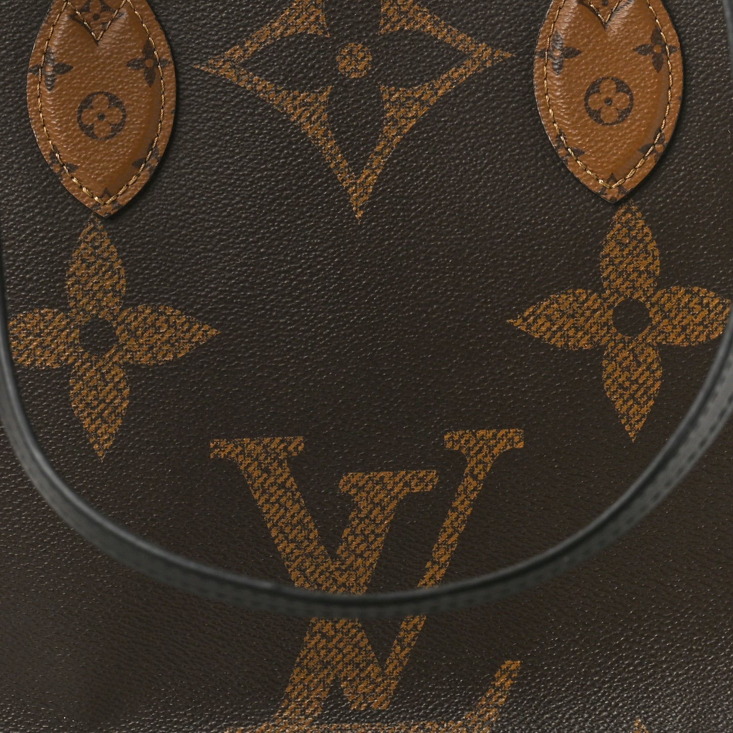 LOUIS VUITTON Reverse Monogram Giant Onthego GM