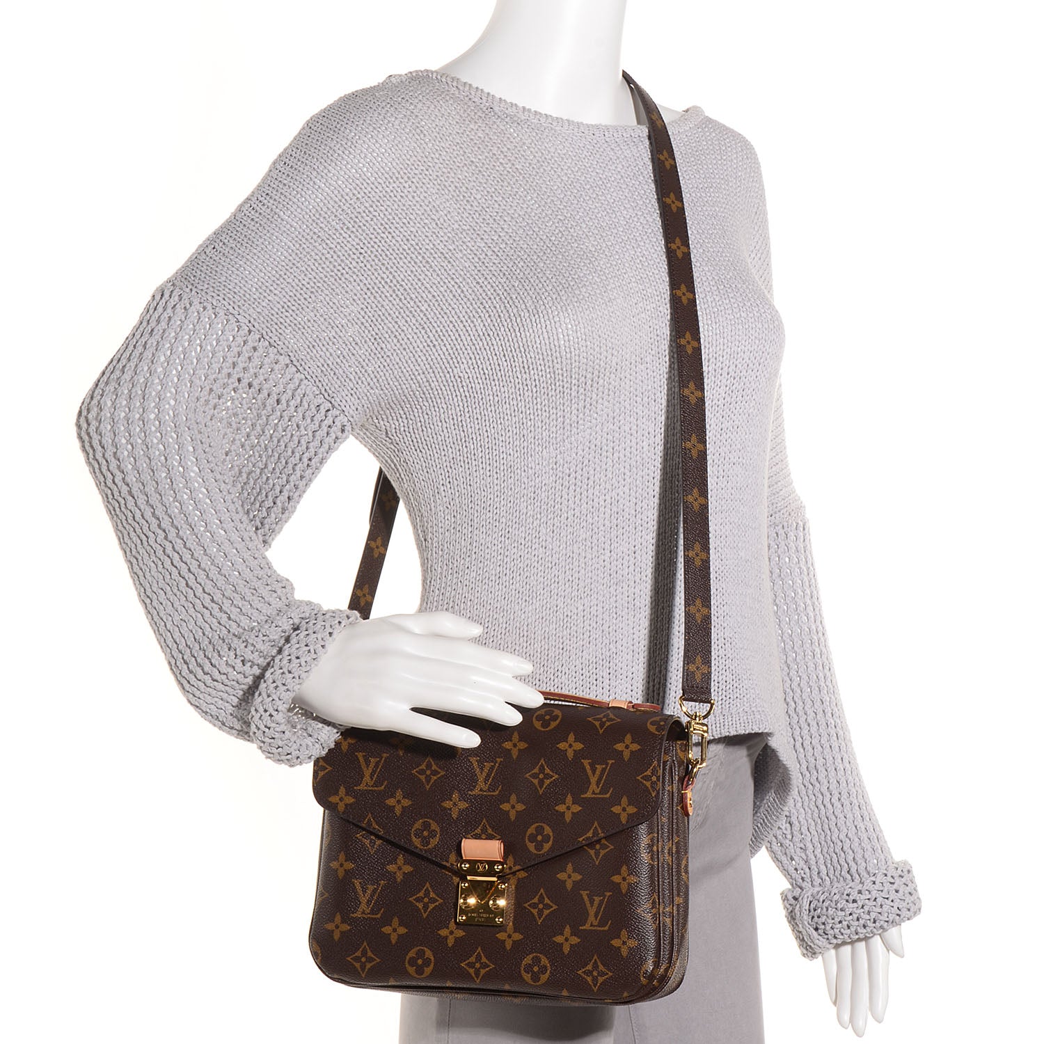 Louis Vuitton Monogram Pochette Metis 2 of 8