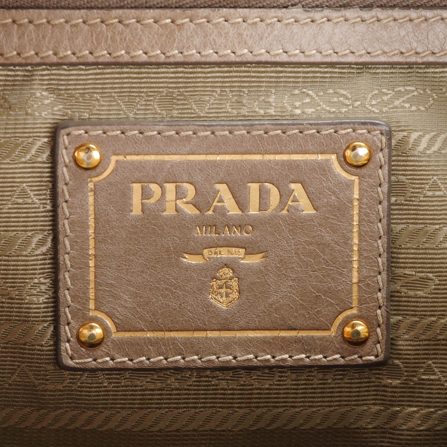 Vitello Shine Shopping Satchel Pomice