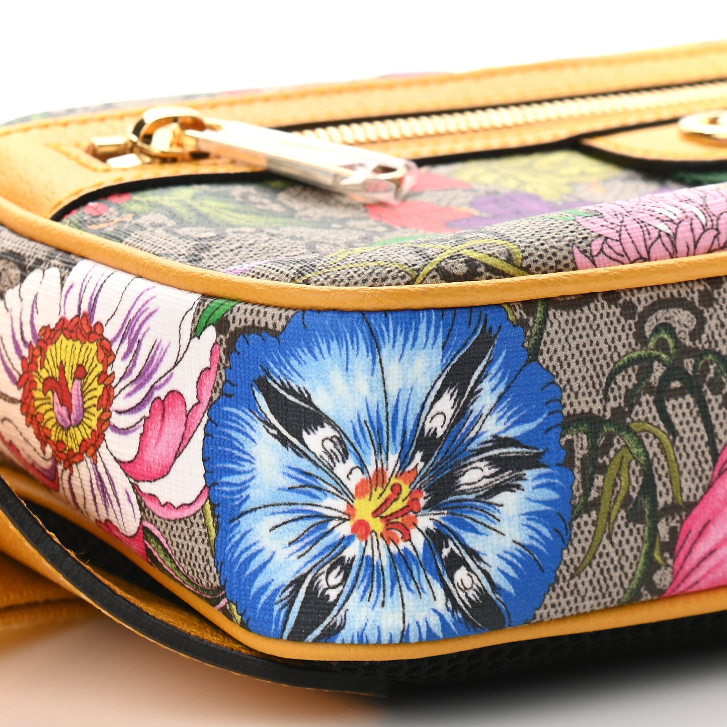 GG Supreme Monogram Flora Medium Ophidia Belt Bag Beige Multicolor Crop