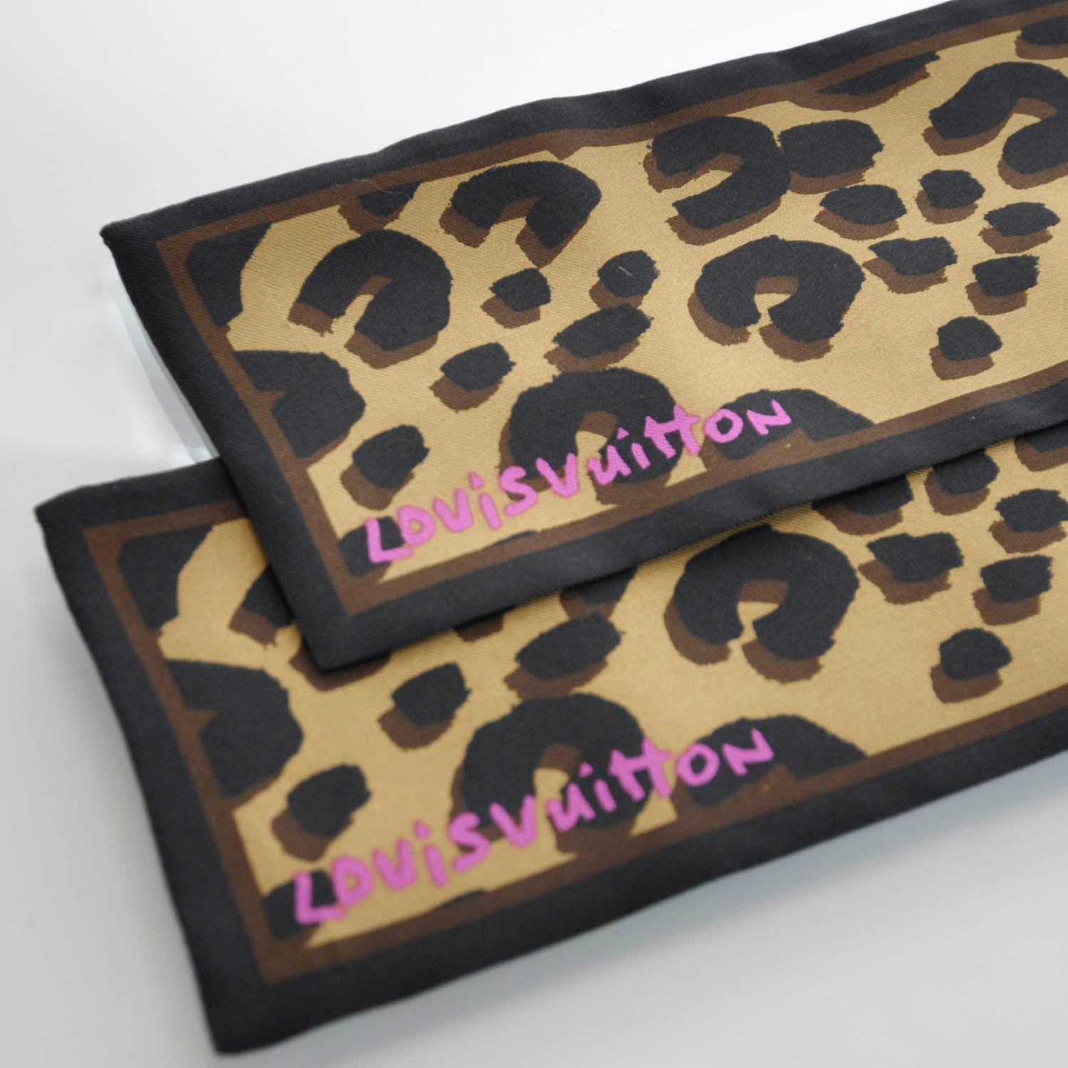 Louis Vuitton Silk Leopard Bandeau Scarf Marron 4 of 5