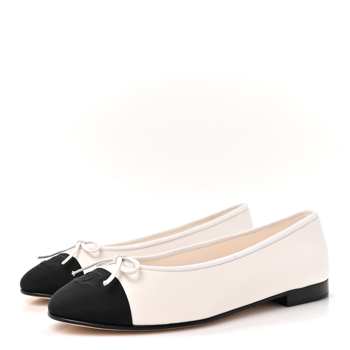 Chanel Lambskin Cap Toe CC Ballerina Flats 39 White Black 4 of 10