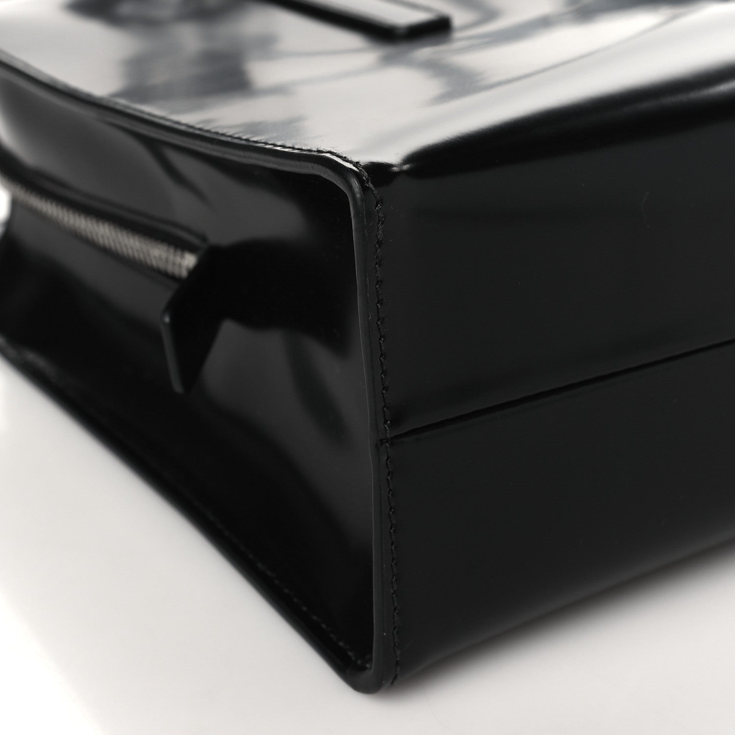 Prada Spazzolato Medium Re-Edition 1995 Double Handle Handbag Black 7 of 8