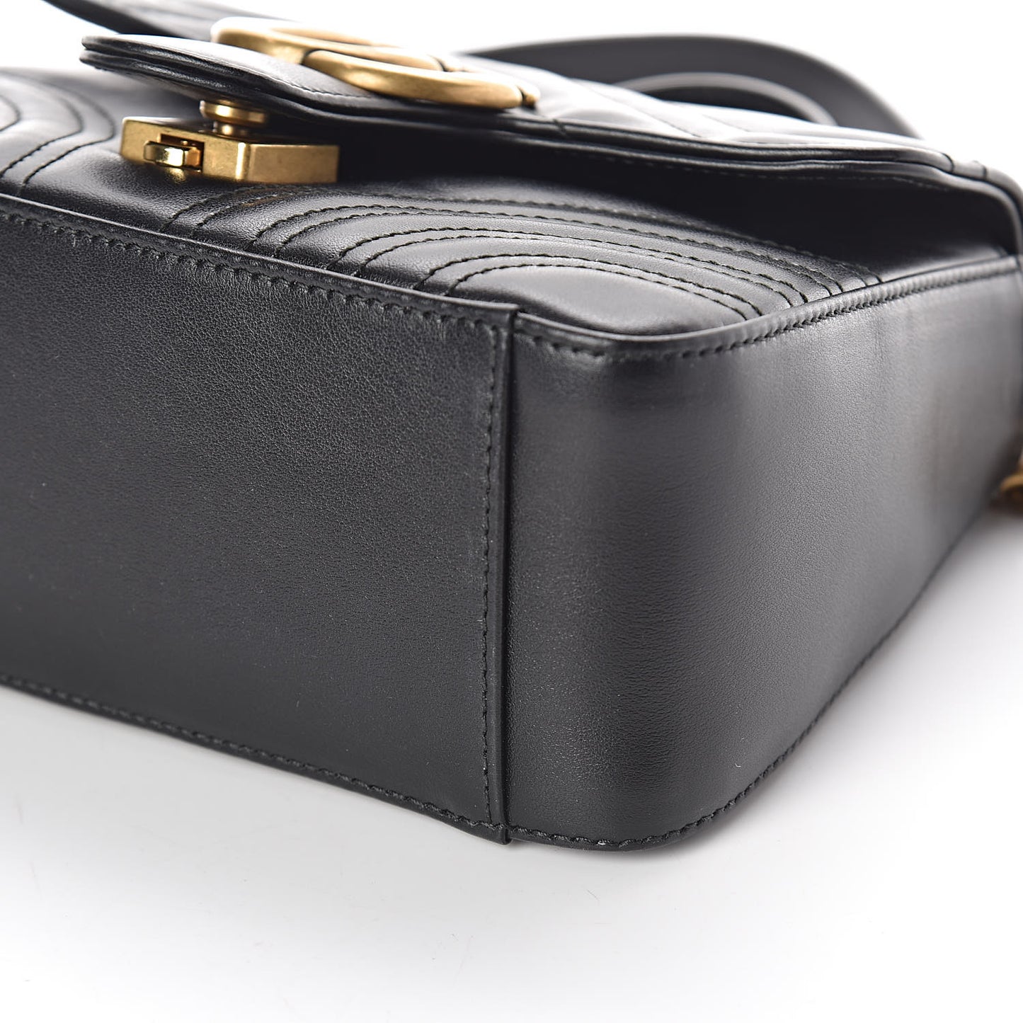 Calfskin Matelasse Mini GG Marmont Top Handle Shoulder Bag Black
